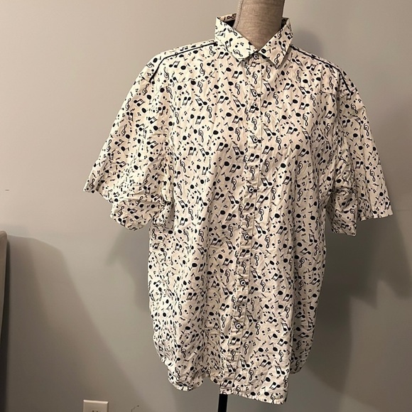 Rock Roll n Soul
S/S MUSIC ON MY MIND short sleeve button down. - Picture 1 of 7